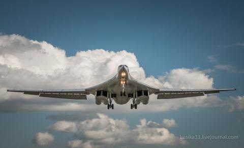 Phiên bản oanh tạc cơ Tu-160M2 lộ diện