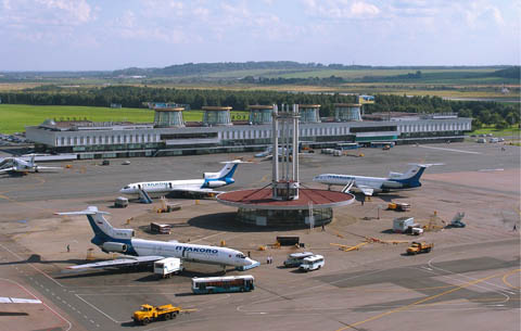 Bị đe dọa đánh bom, Nga đóng cửa sân bay ở St. Petersburg