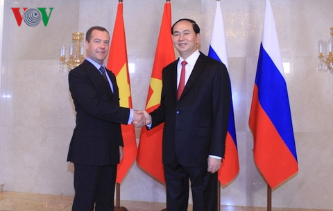 Chủ tịch nước Trần Đại Quang hội kiến Thủ tướng Nga Medvedev