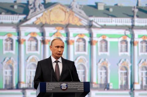 Khảo sát tín nhiệm ở Nga: Tổng thống Putin cao kỷ lục, Thủ tướng Medvedev thấp hơn Bộ trưởng QP