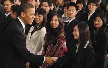 Nguyên nhân 8000 du học sinh Trung Quốc bị thôi học tại Mỹ