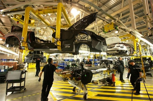 “Săm soi” nhà máy sản xuất siêu xe cho Điệp viên 007