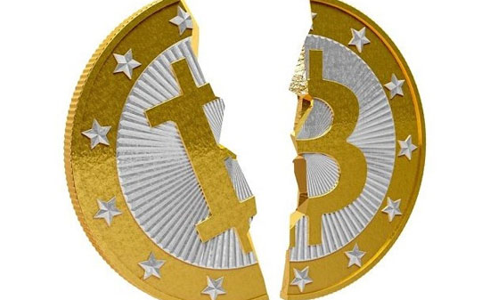 Bitcoin giảm 2.000 USD trong 4 ngày