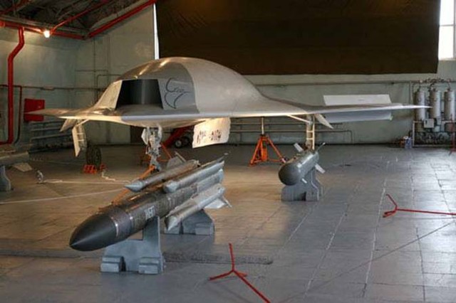 Nga sẽ chế tạo máy bay không người lái mang được bom nguyên tử