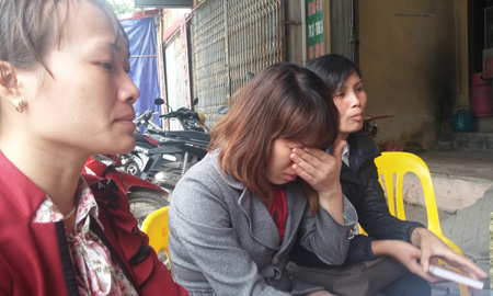 Bắc Ninh: Hàng trăm giáo viên bị đẩy ra đường