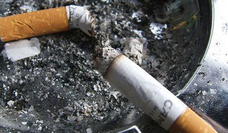 Nga xiết chặt luật cấm hút thuốc lá