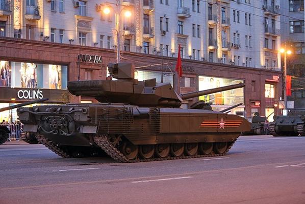 Điểm mặt vũ khí hạng nặng Nga tổng duyệt kỷ niệm Ngày chiến thắng