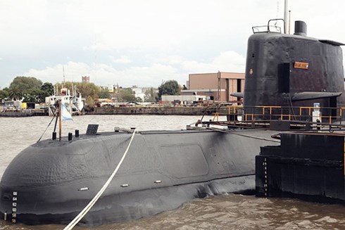 Tàu ngầm Nga lặn xuống độ sâu 950m để tìm tàu ngầm Argentina