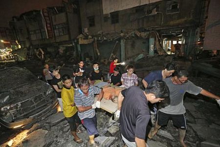 Nổ khí gas hàng loạt ở Đài Loan, 20 người chết, 270 người bị thương
