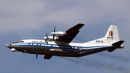 Máy bay quân sự Myanmar chở 116 người rơi ngoài biển