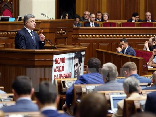 Tòa hiến pháp Ukraine mở đường cho trao quyền tự trị ở miền Đông