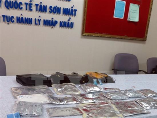 Tử hình người nước ngoài vận chuyển gần 1,5 kg ma túy vào Việt Nam
