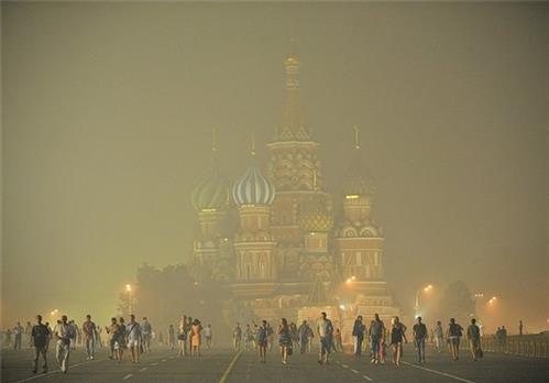Cảnh báo sương mù, mưa tuyết ở Moskva