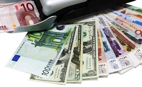Đồng rúp quay lại mức bình thường: tỷ giá euro lên 72 rúp/EUR