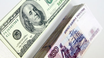 Nga: Tỷ giá ngoại tệ đạt đỉnh kỷ lục mới