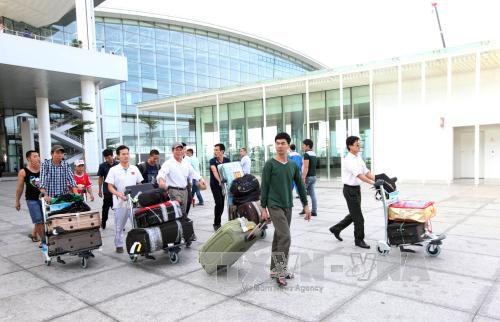 13 lao động từ Algeria đã về đến Việt Nam