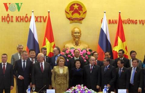 Quan hệ hợp tác Việt Nam - Nga: Đi hai người để tiến xa hơn