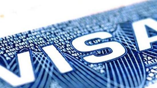 Mỹ ngừng xét duyệt nhanh thị thực cho lao động nước ngoài