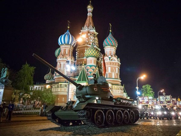Lý do bất ngờ Nga nhập lại 30 xe tăng huyền thoại T-34 từ Lào