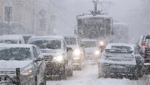 Moskva: Cảnh báo tuyết rơi, sương mù ở cấp độ 