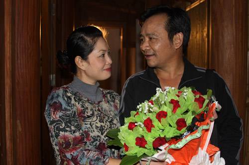 Phim tết 2012: Quang Tèo lén vợ đi “tòm tem”