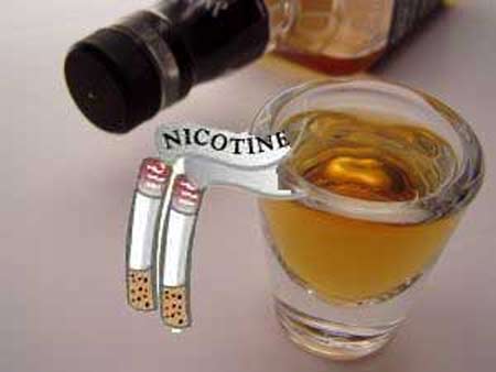 Chết mòn vì rượu và thuốc lá