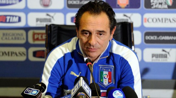 Italia tuyên bố sẵn sàng rút khỏi EURO 2012