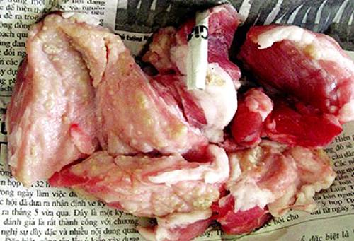 Big C Thăng Long bị tố bán thịt “bẩn”