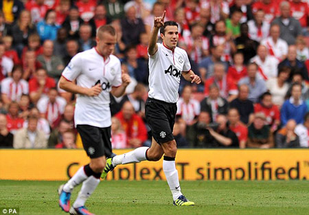 10 Van Persie cũng không đủ với M.U hiện tại