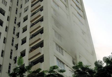 Cháy ở Làng sinh viên Hacinco, hàng trăm người hoảng loạn