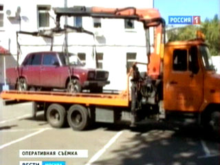 Moskva: Thu giữ xe taxi bất hợp pháp