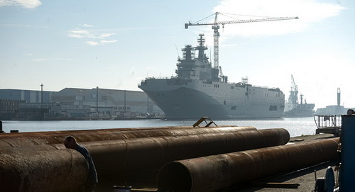 Tin báo chí: Pháp gửi Nga đề xuất hủy hợp đồng cung cấp “Mistral”