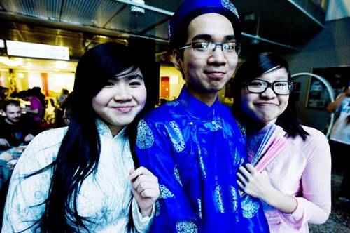 Du học sinh Việt ở Phần Lan với chương trình Hello Vietnam