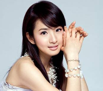 Tú bà bị bắt, lộ bảng giá 'ăn tối' choáng váng của sao Hoa ngữ