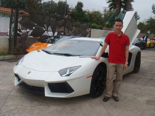 Cận cảnh Lamborghini Aventador hơn 20 tỷ của Cường Luxury