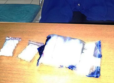 Nhét ma túy vào lọ gel vuốt tóc để 