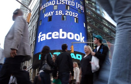 Giá trị Facebook mất 1,3 tỷ USD/ngày