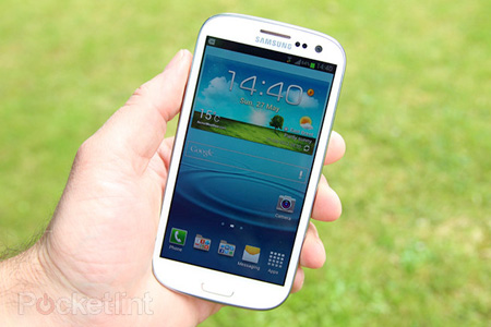 “Siêu di động” Galaxy S III, iPhone 4S hay bị lỗi gì nhất?