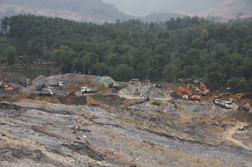 Sập hầm lò ở Yên Bái khiến ít nhất 11 người chết