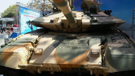 Nga “khoe” xe tăng chủ lực T-90S