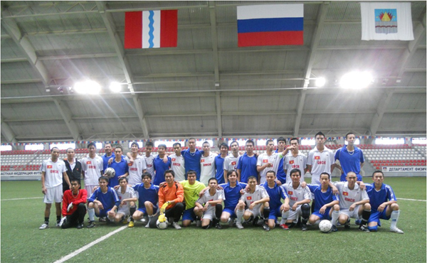 Hoạt động kỷ niệm Quốc khánh của người Việt tại hai thành phố Osmk và Novosibirsk