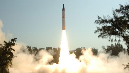 Ấn Độ thử thành công tên lửa tầm trung Agni-II mang đầu đạn hạt nhân