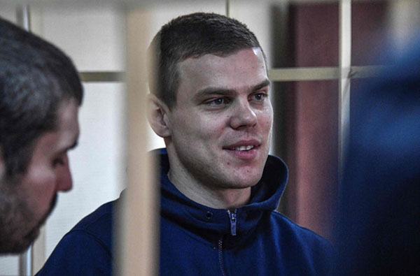 Cựu tiền đạo đội tuyển Nga được ký hợp đồng sau khi ra tù