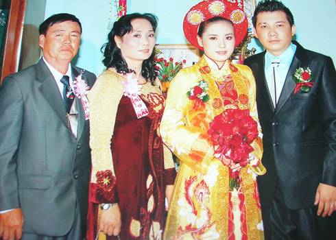 “Cô dâu bị hủy hôn cần khởi kiện ra tòa để giải quyết tài sản“