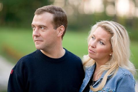 Chuyện tình từ hồi lớp 1 của Thủ tướng Nga Dmitry Medvedev