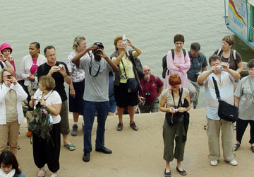 Tổng lãnh sự quán Nga lên tiếng vụ du khách bị giật đồ ở Nha Trang