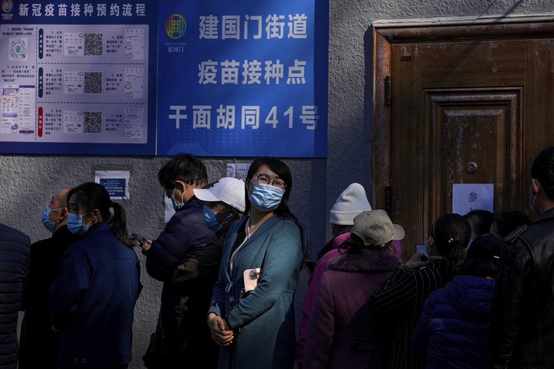 Trung Quốc thừa nhận lây nhiễm COVID-19 sẽ 'còn tệ hơn' trong những ngày tới
