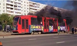 Xe điện phát hỏa bất ngờ tại Nga