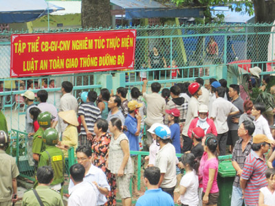 Toàn cảnh giải cứu cô, trò mầm non bị khống chế làm con tin