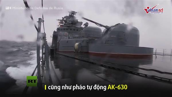 Xem tên lửa siêu thanh Nga tiêu diệt mục tiêu trên biển